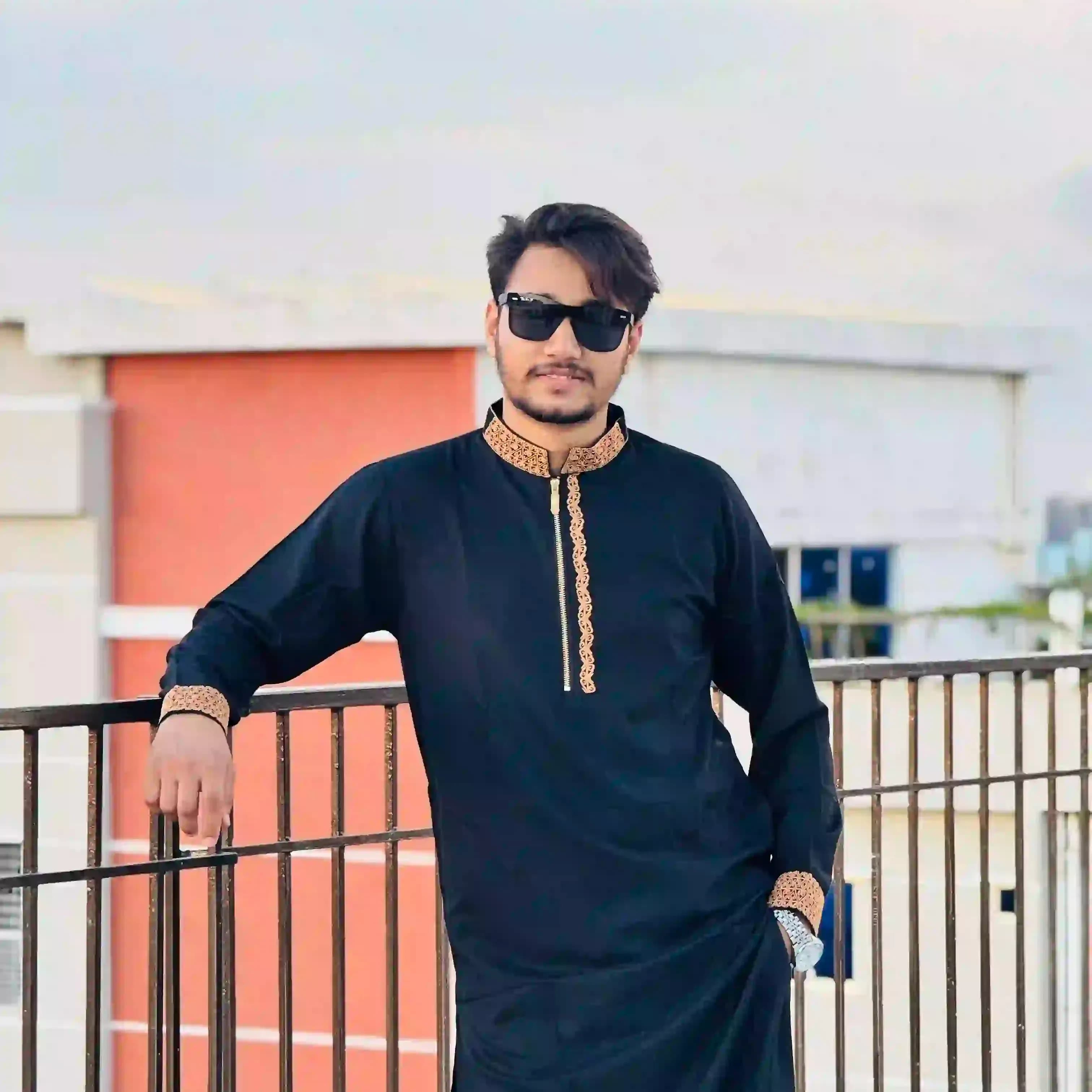 1770204074333_Nevy Blue 1 (1)-1-1-square.webp