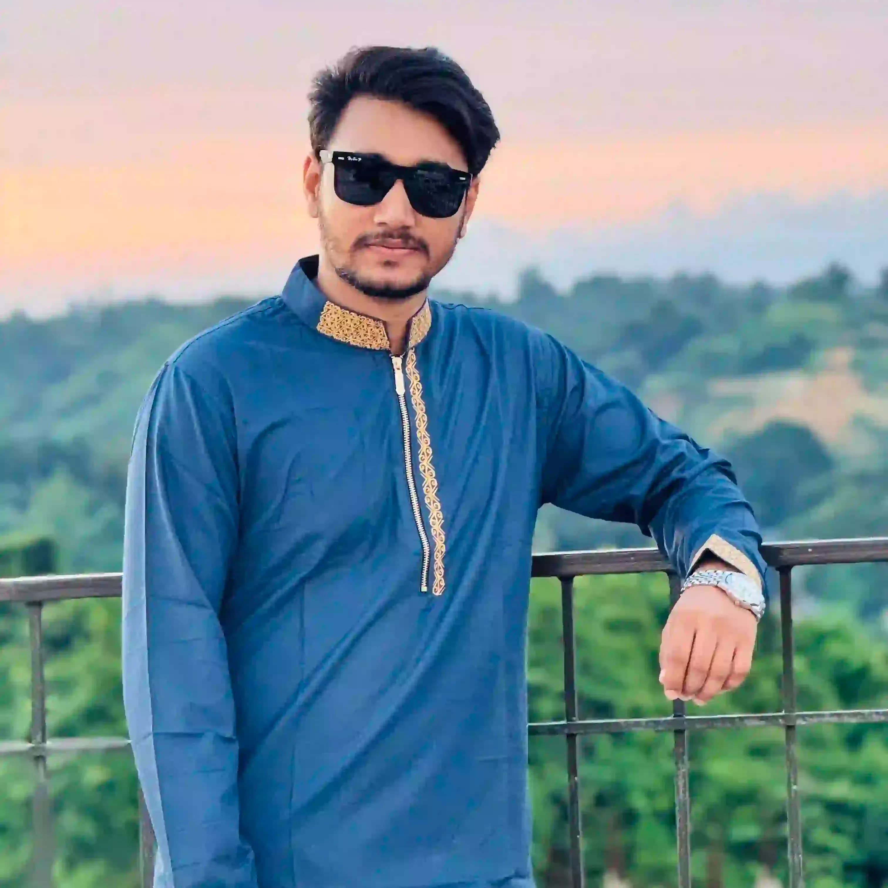 1770204849875_Deep Blue Tone 1 (1)-1-1-square.webp